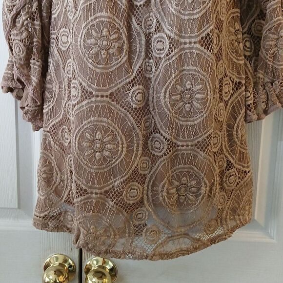 Lildy tan full lace off the shoulder tunic  casual dress up bell sleeve Sz S-M - Picture 2 of 5
